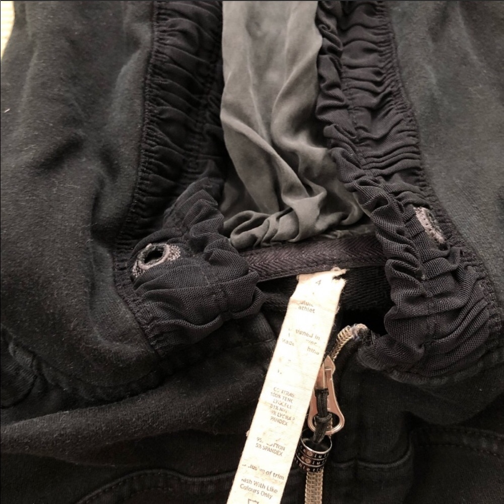 Lululemon jacket - Picture 5 of 5